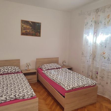 Apartments Sandra Poreč Chambre photo