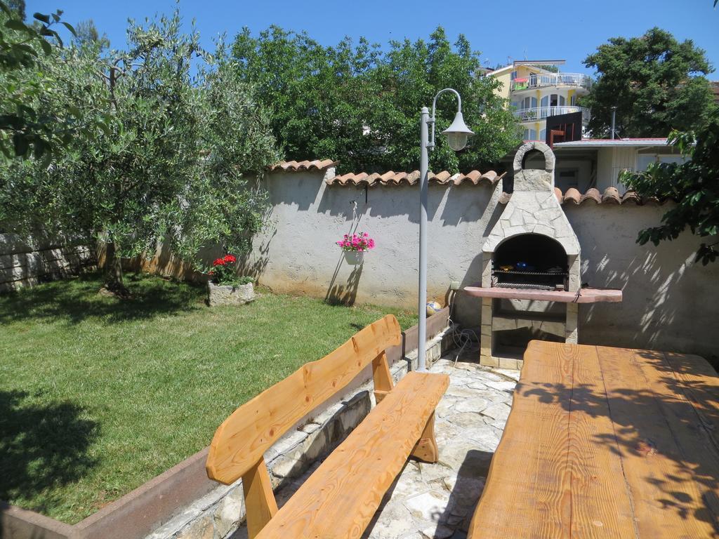 Apartments Sandra Poreč Extérieur photo